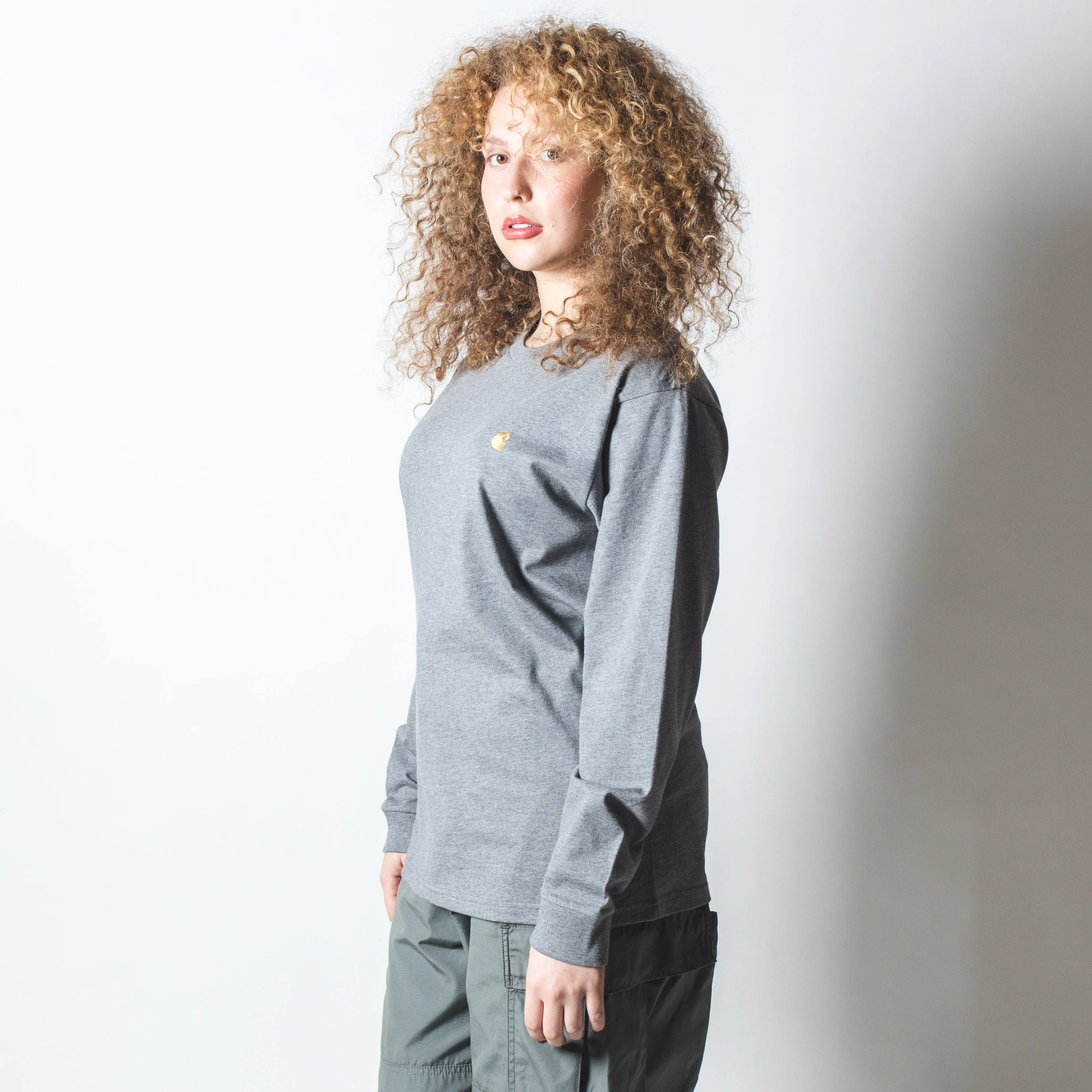 Carhartt L/S Chase T-Shirt Dark Grey Heather / Gold