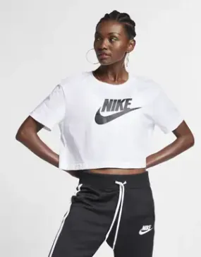 Nike Sportswear Essential