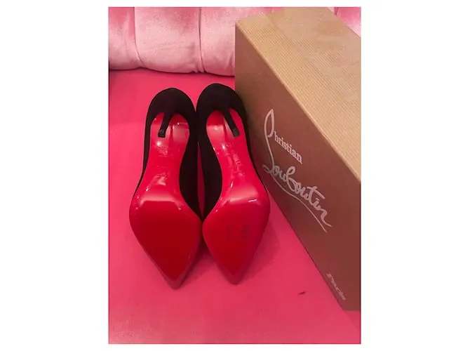 Zapatos de tacón Pigalle Follies negros de Christian Louboutin 